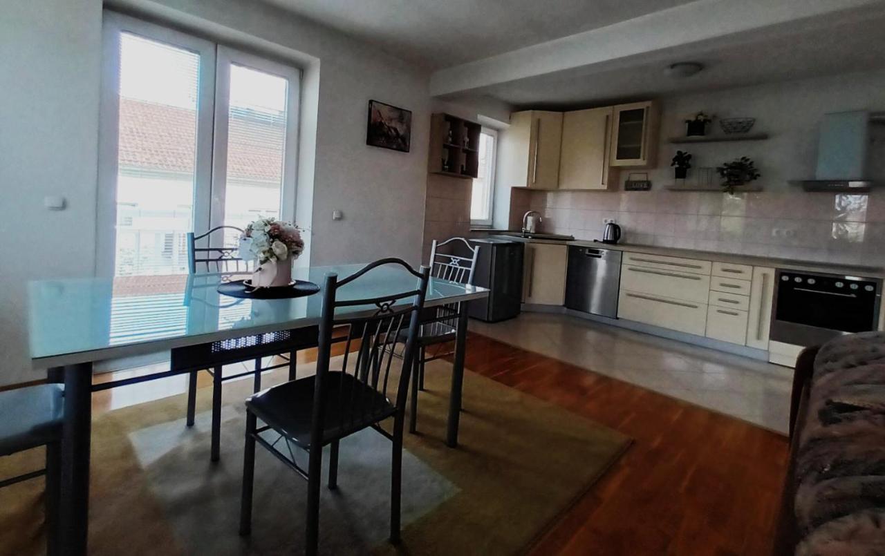 Appartement Mia à Tomislavgrad Extérieur photo